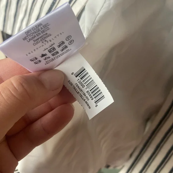 BCBG Max Azaria Blazer - Picture 6 of 8